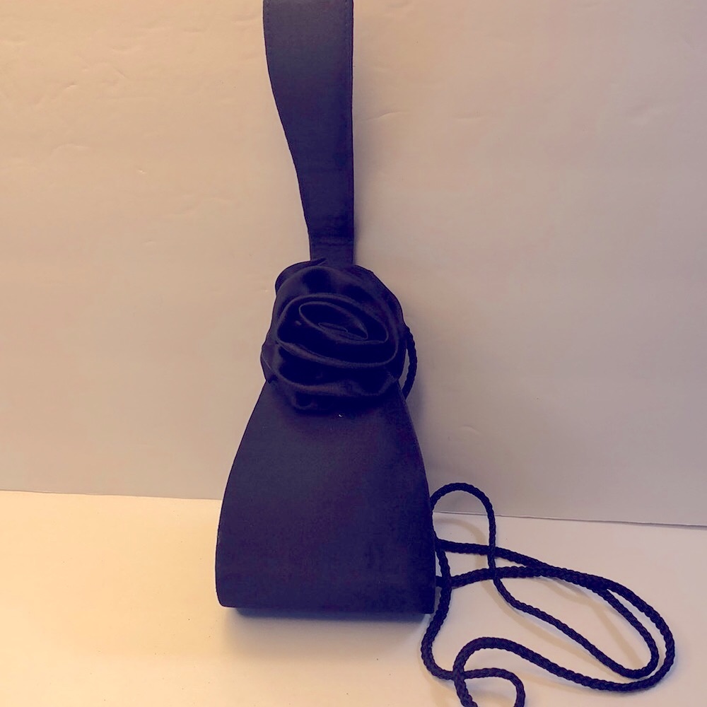 Black Rose wrist purse with strings that detach